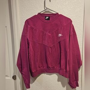Nike Women's Magenta Crew Neck Sweater Size XL